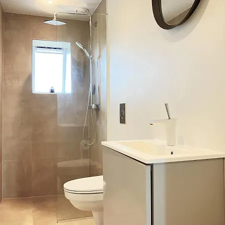 Two Bedroom In Odense, Rugrdsvej 51, Daire Odense